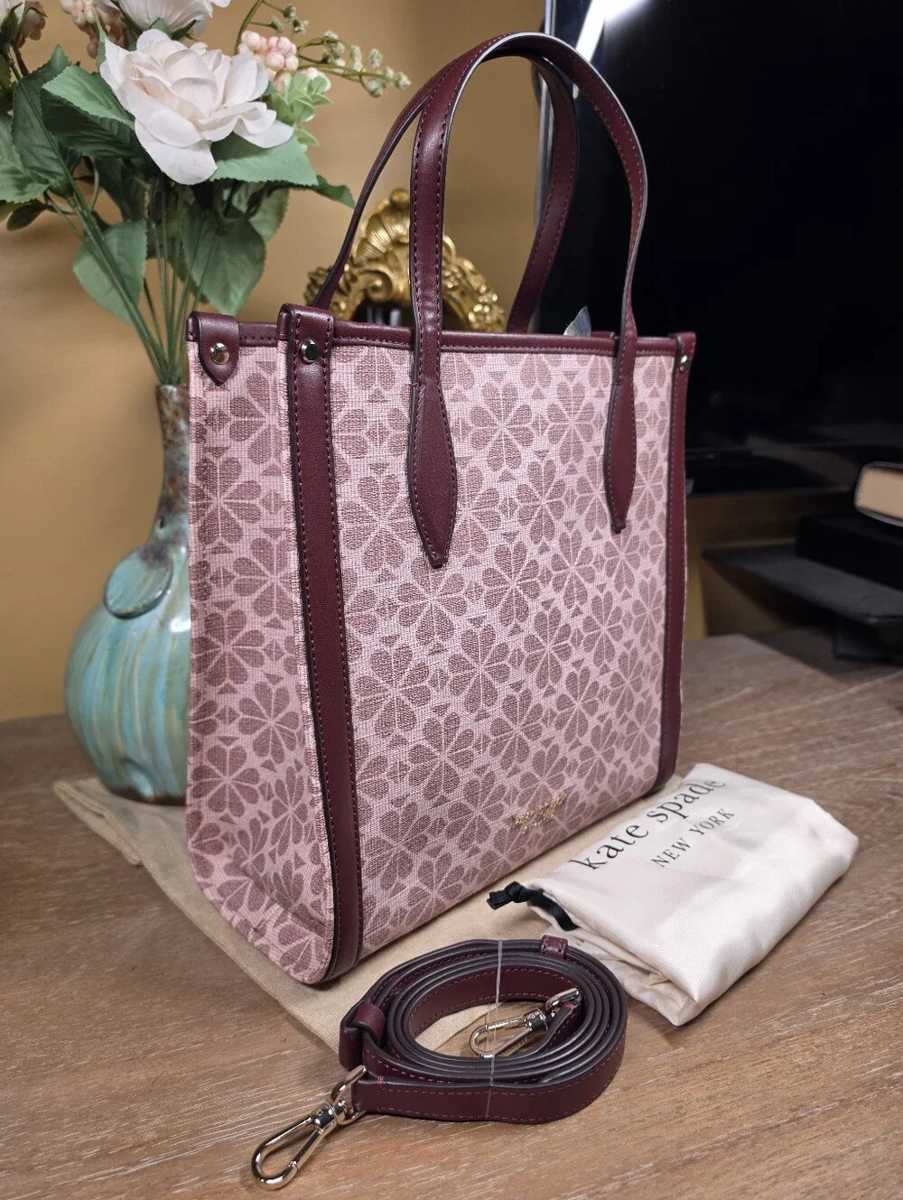 kate spade Floral Rowan North South Tote w/ Dusty NWOT! (retail $228)